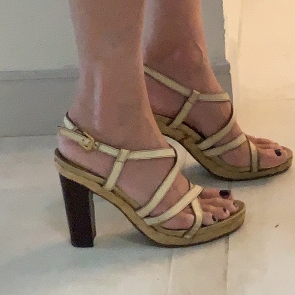 Louis Vuitton sandals - Picture 4 of 14